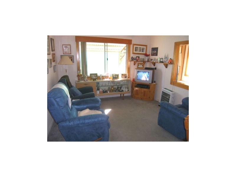 2 Otranto Avenue, Orient Point NSW 2540