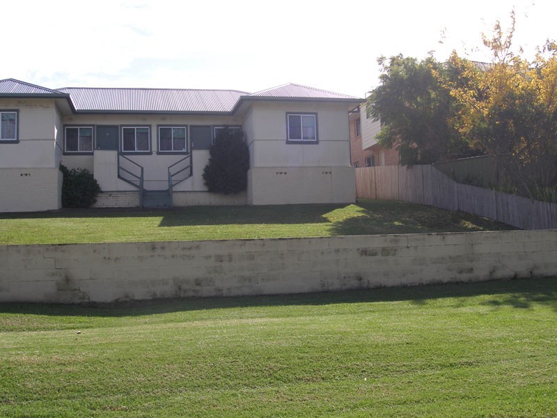 2/11 South Street, Greenwell Point NSW 2540