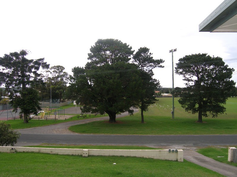 2/11 South Street, Greenwell Point NSW 2540