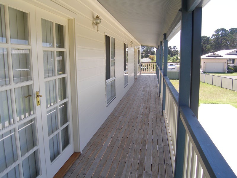 6 Hume Street, Greenwell Point NSW 2540