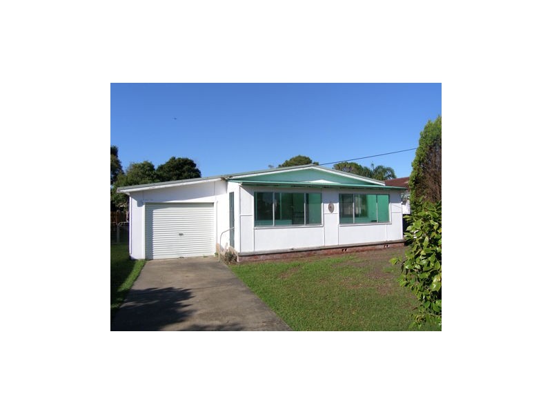 4 Keith Avenue, Greenwell Point NSW 2540