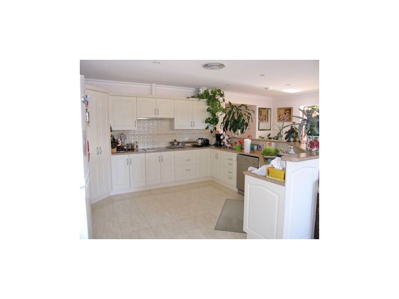 6 Fairlands Street, Culburra Beach NSW 2540