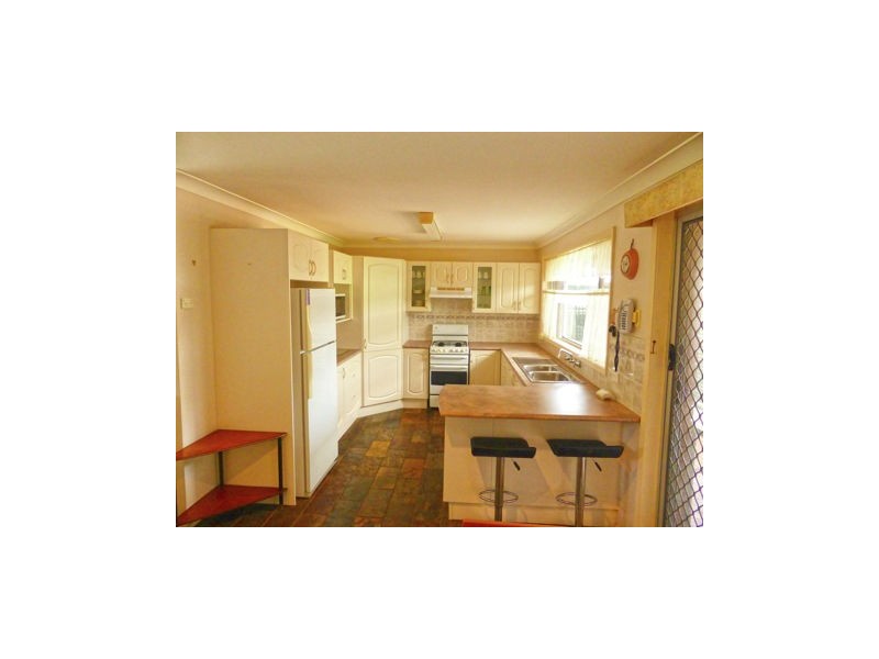 18 Otranto Avenue, Orient Point NSW 2540