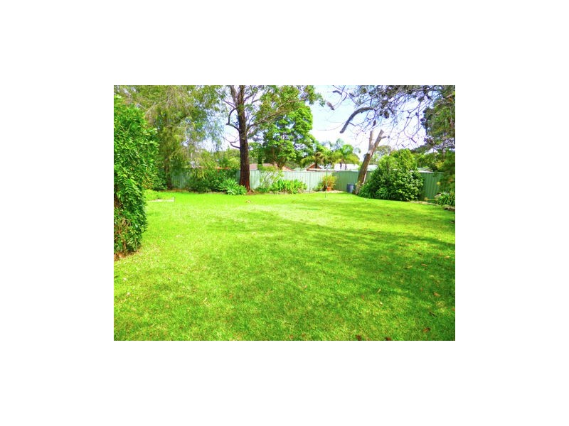 18 Otranto Avenue, Orient Point NSW 2540