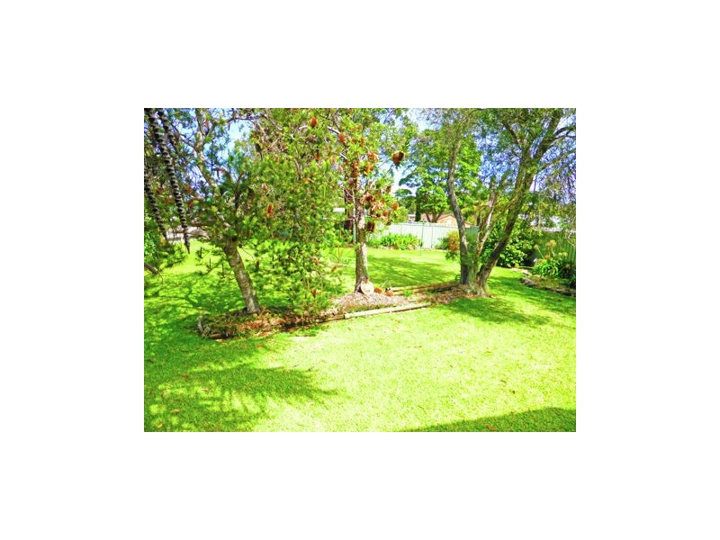 18 Otranto Avenue, Orient Point NSW 2540