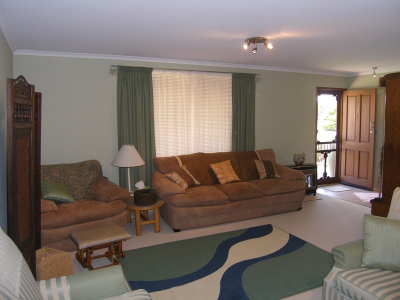 9 Crookhaven Drive, Greenwell Point NSW 2540