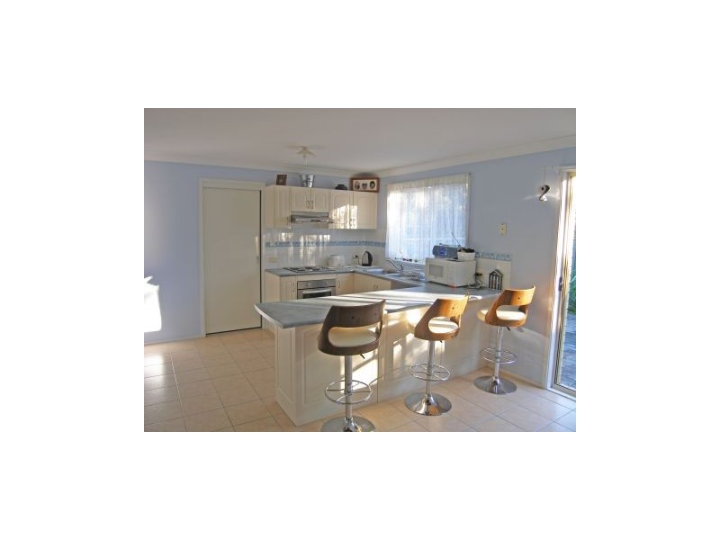 2/1 Penguins Head Road, Culburra Beach NSW 2540