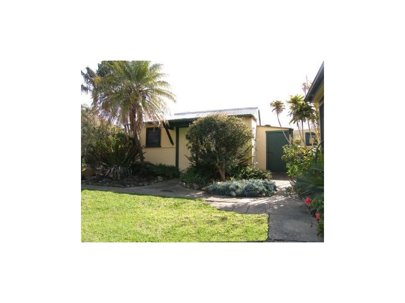 63 Eastbourne Avenue, Culburra Beach NSW 2540