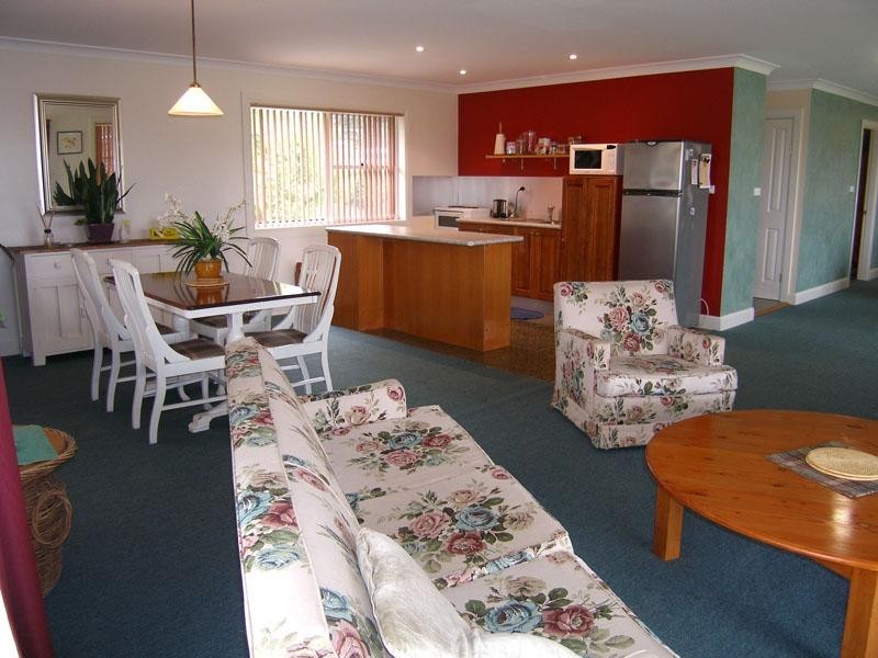 62 Comarong Street, Greenwell Point NSW 2540