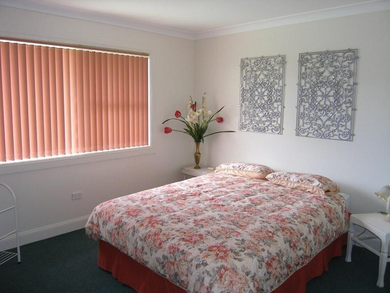 62 Comarong Street, Greenwell Point NSW 2540