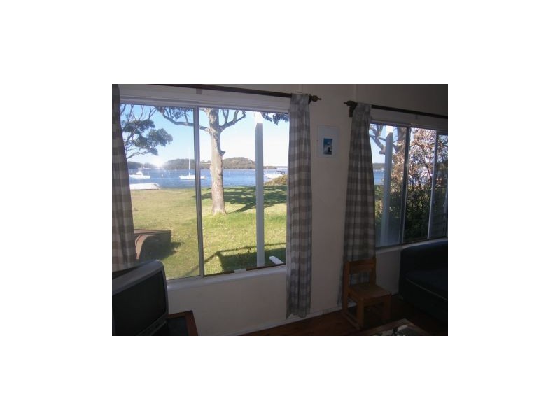 28 Haiser Road, Greenwell Point NSW 2540