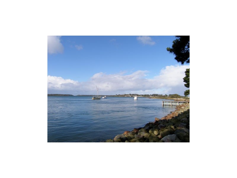 28 Haiser Road, Greenwell Point NSW 2540