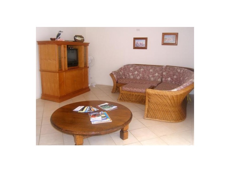 9 The Triangle, Culburra Beach NSW 2540