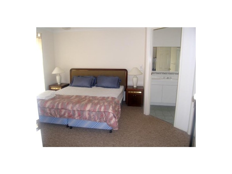 9 The Triangle, Culburra Beach NSW 2540