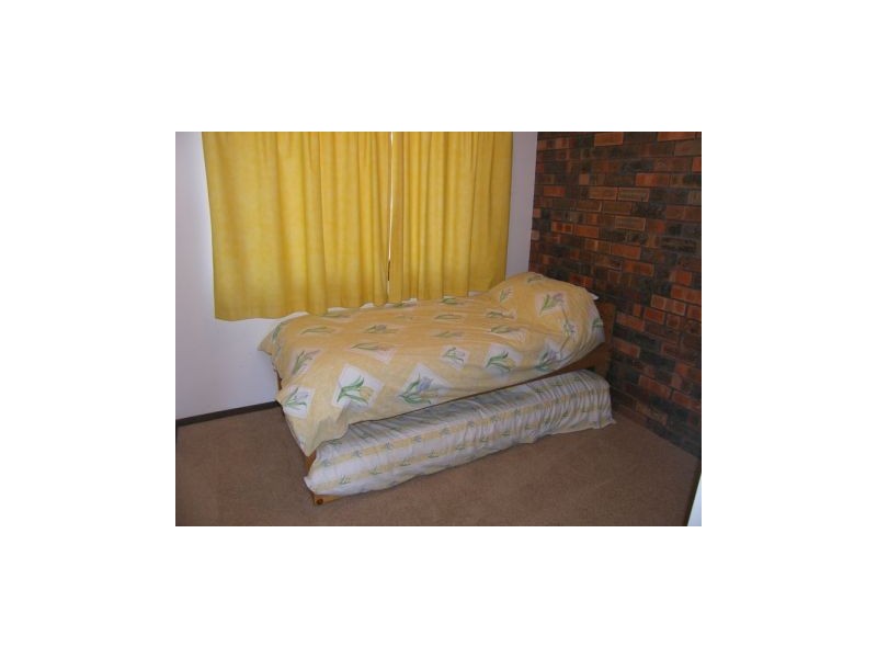 64 Eastbourne Avenue, Culburra Beach NSW 2540