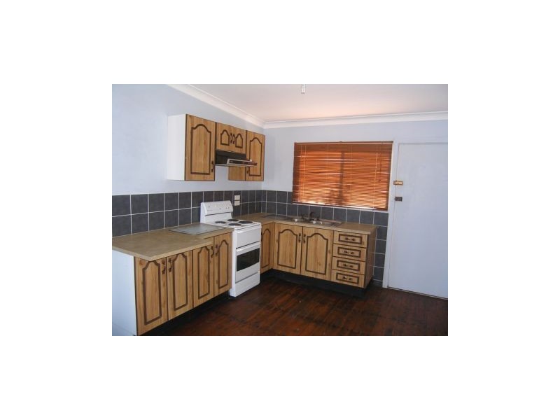 27 South Street, Greenwell Point NSW 2540