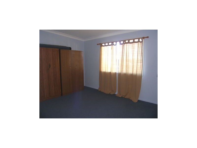 27 South Street, Greenwell Point NSW 2540
