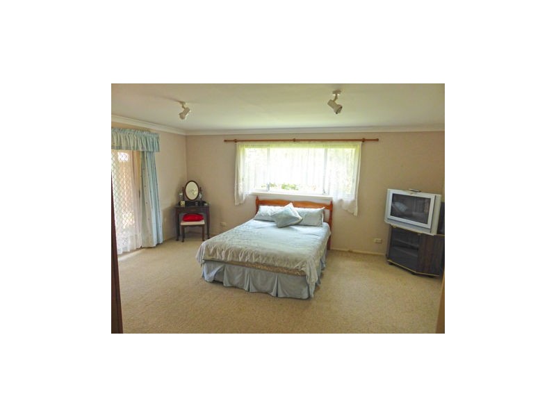 18 Otranto Avenue, Culburra Beach NSW 2540