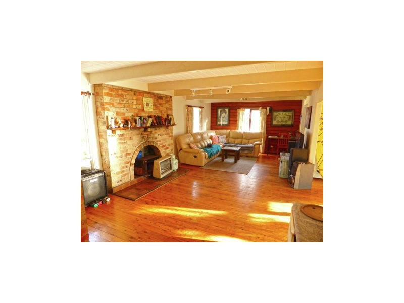 15 Noakes Street, Shoalhaven Heads NSW 2535