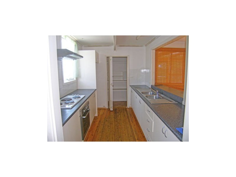 15 Noakes Street, Shoalhaven Heads NSW 2535