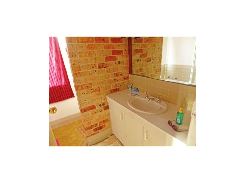 15 Noakes Street, Shoalhaven Heads NSW 2535