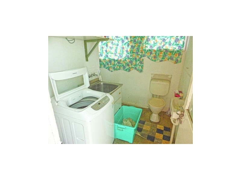 15 Noakes Street, Shoalhaven Heads NSW 2535