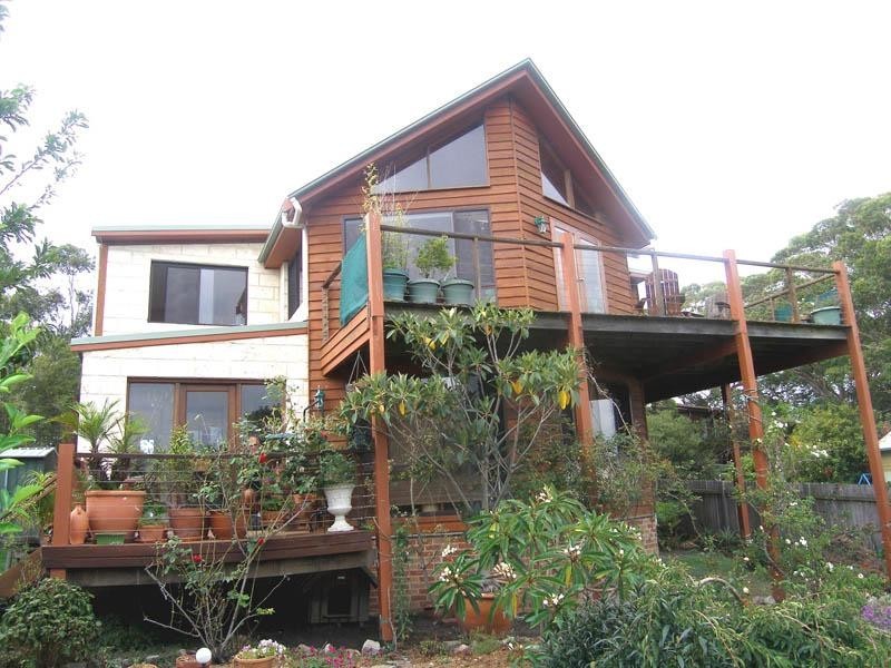 28 Orama Crescent, Orient Point NSW 2540