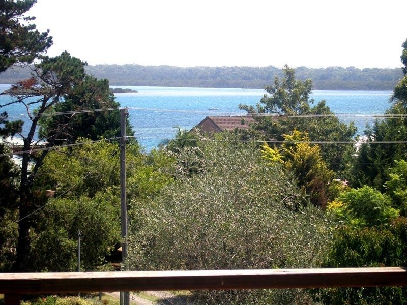 28 Orama Crescent, Orient Point NSW 2540