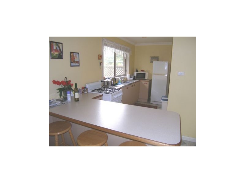 16 Greenway Road, Callala Beach NSW 2540