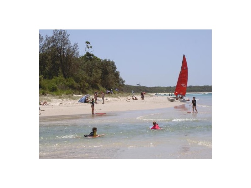 25 Encounter Avenue, Callala Bay NSW 2540