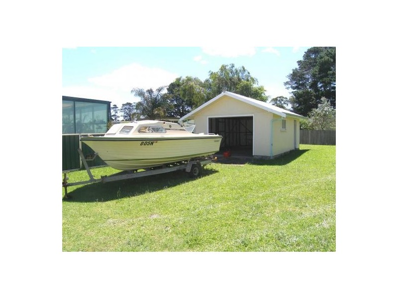 23 Comarong Street, Greenwell Point NSW 2540