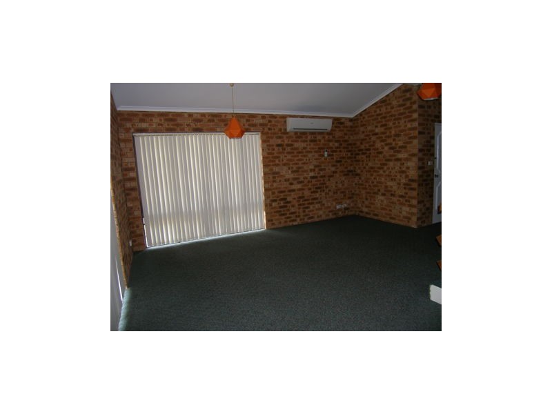 2/188 Prince Edward Avenue, Culburra Beach NSW 2540