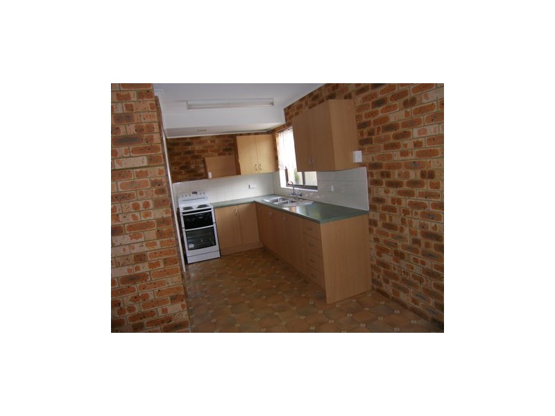 2/188 Prince Edward Avenue, Culburra Beach NSW 2540