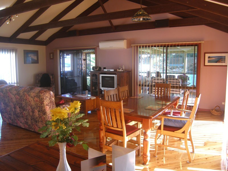 21 Comarong Street, Greenwell Point NSW 2540