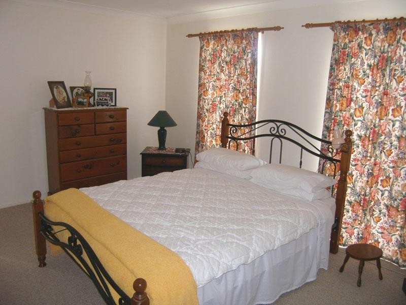 5 Church Street, Greenwell Point NSW 2540