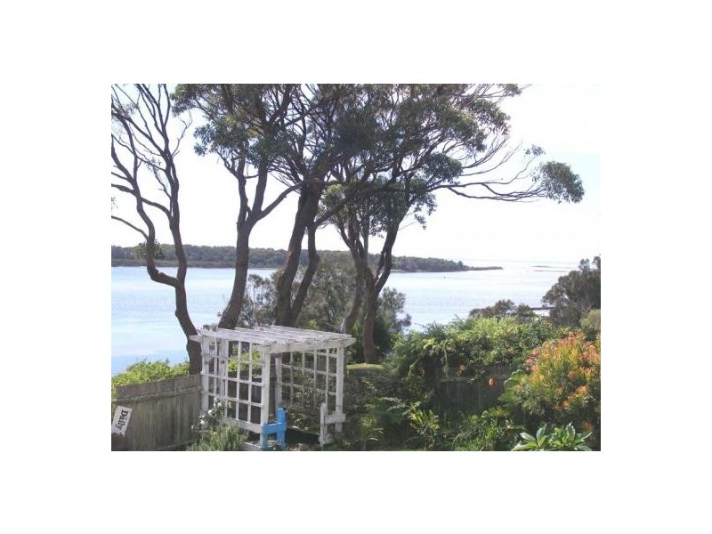 71 Orama Crescent, Orient Point NSW 2540