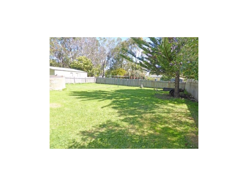 71 Prince Edward Avenue, Culburra Beach NSW 2540