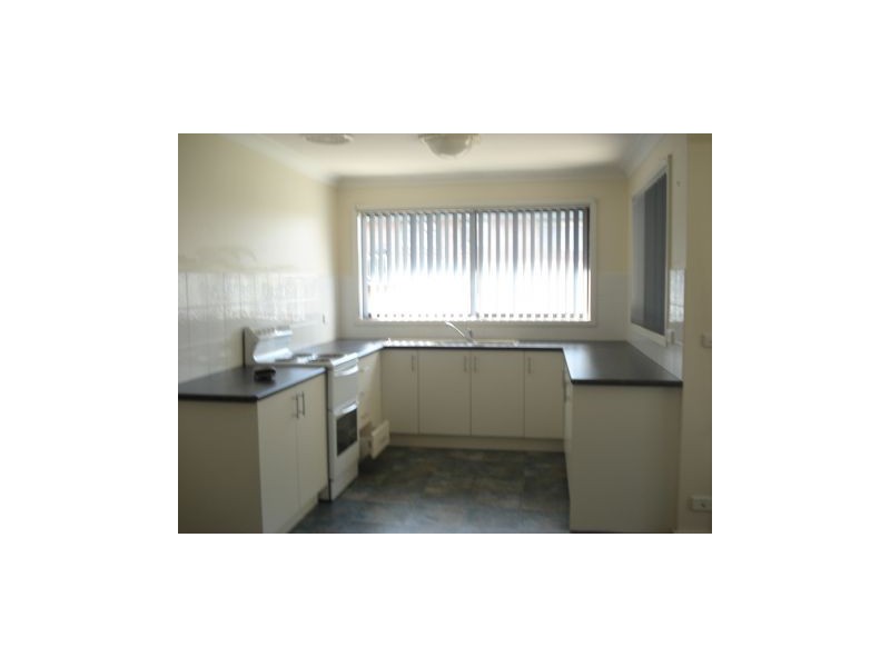 2/184 Prince Edward Avenue, Culburra Beach NSW 2540