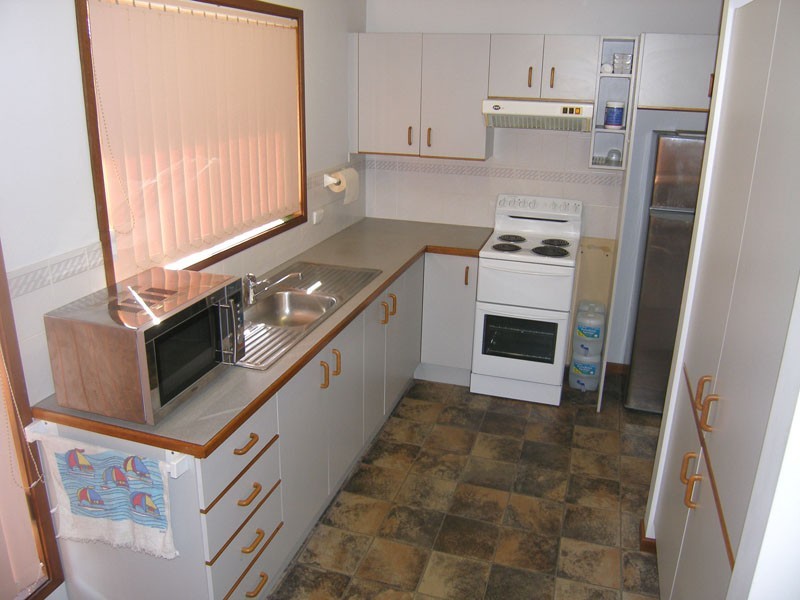 2/104 The Lake Circuit, Culburra Beach NSW 2540
