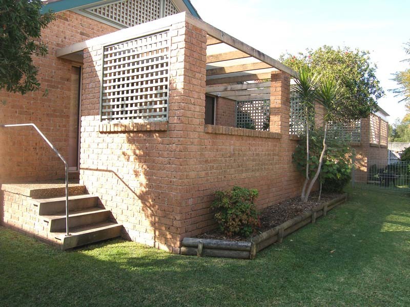 2/104 The Lake Circuit, Culburra Beach NSW 2540