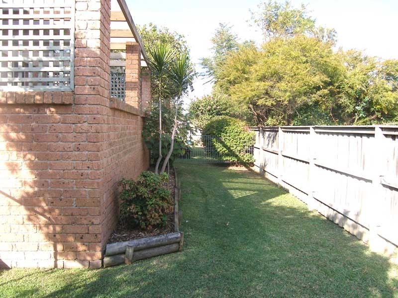 2/104 The Lake Circuit, Culburra Beach NSW 2540