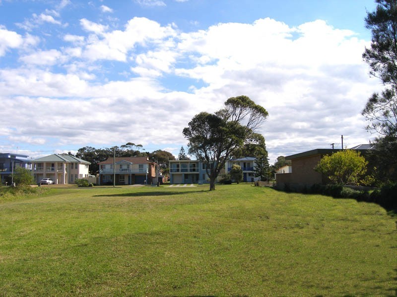 38 Eastbourne Avenue, Culburra Beach NSW 2540