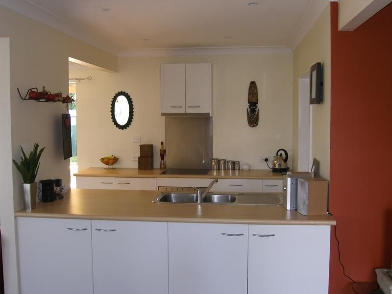 5 Leonore Avenue, Greenwell Point NSW 2540