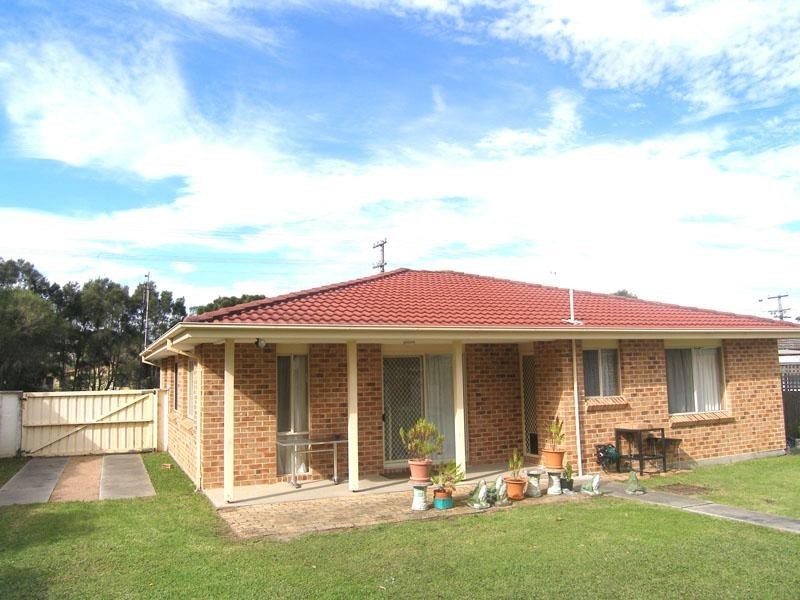 43 Prince Edward Avenue, Culburra Beach NSW 2540