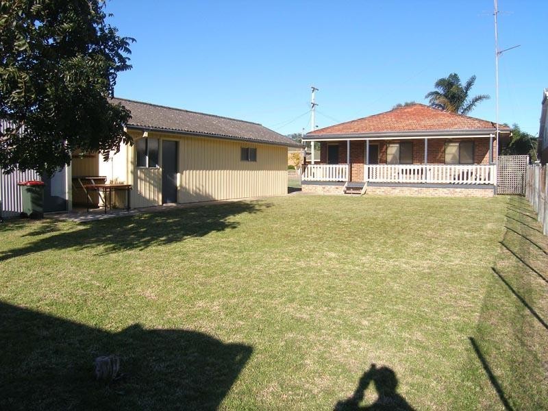 77 Comarong Street, Greenwell Point NSW 2540