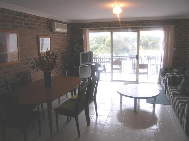 1/3 Parkes Crescent, Callala Beach NSW 2540