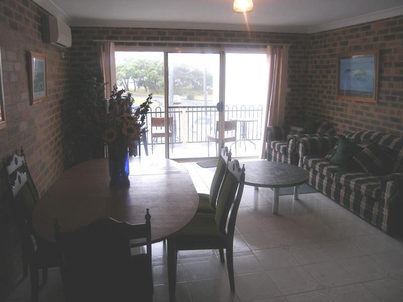 1/3 Parkes Crescent, Callala Beach NSW 2540