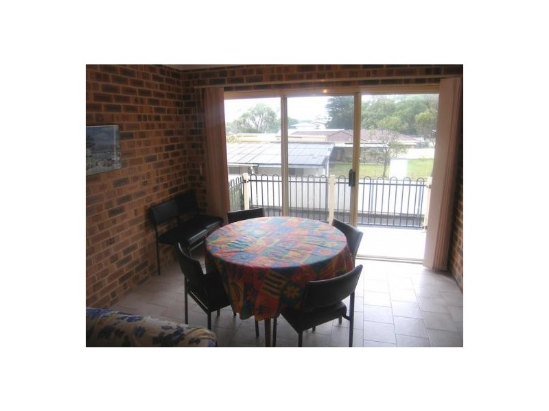 3/3 Parkes Crescent, Callala Beach NSW 2540