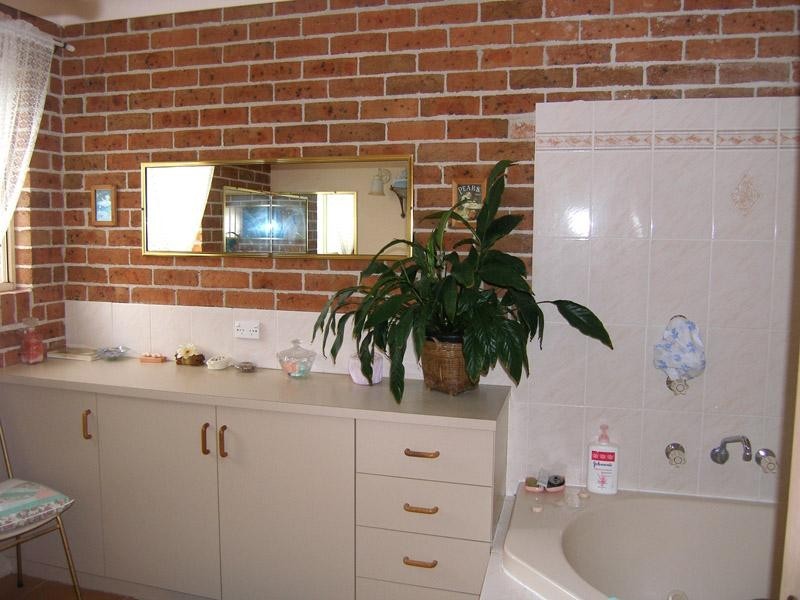 44 Comarong Street, Greenwell Point NSW 2540