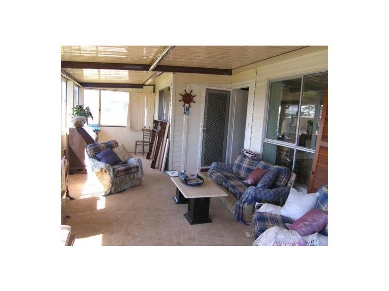16 Jervis Stret, Greenwell Point NSW 2540